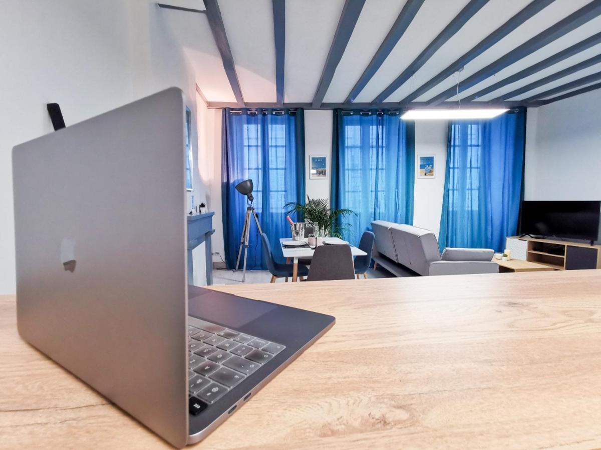 Appartement Ma Douce Charente - Superbe T3 Design Et Fonctionnel - Hyper Centre A Saintes Eksteriør bilde