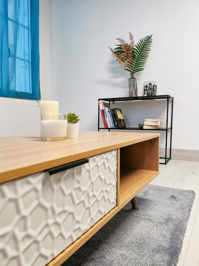 Appartement Ma Douce Charente - Superbe T3 Design Et Fonctionnel - Hyper Centre A Saintes Eksteriør bilde