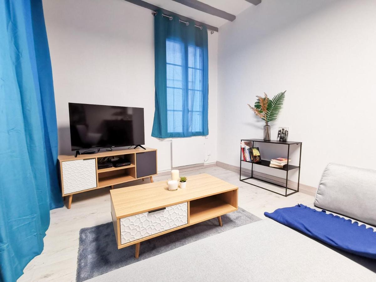 Appartement Ma Douce Charente - Superbe T3 Design Et Fonctionnel - Hyper Centre A Saintes Eksteriør bilde