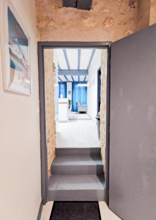 Appartement Ma Douce Charente - Superbe T3 Design Et Fonctionnel - Hyper Centre A Saintes Eksteriør bilde