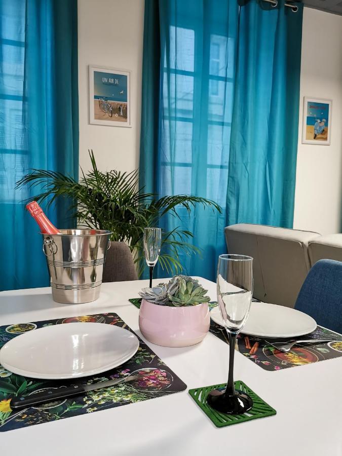 Appartement Ma Douce Charente - Superbe T3 Design Et Fonctionnel - Hyper Centre A Saintes Eksteriør bilde